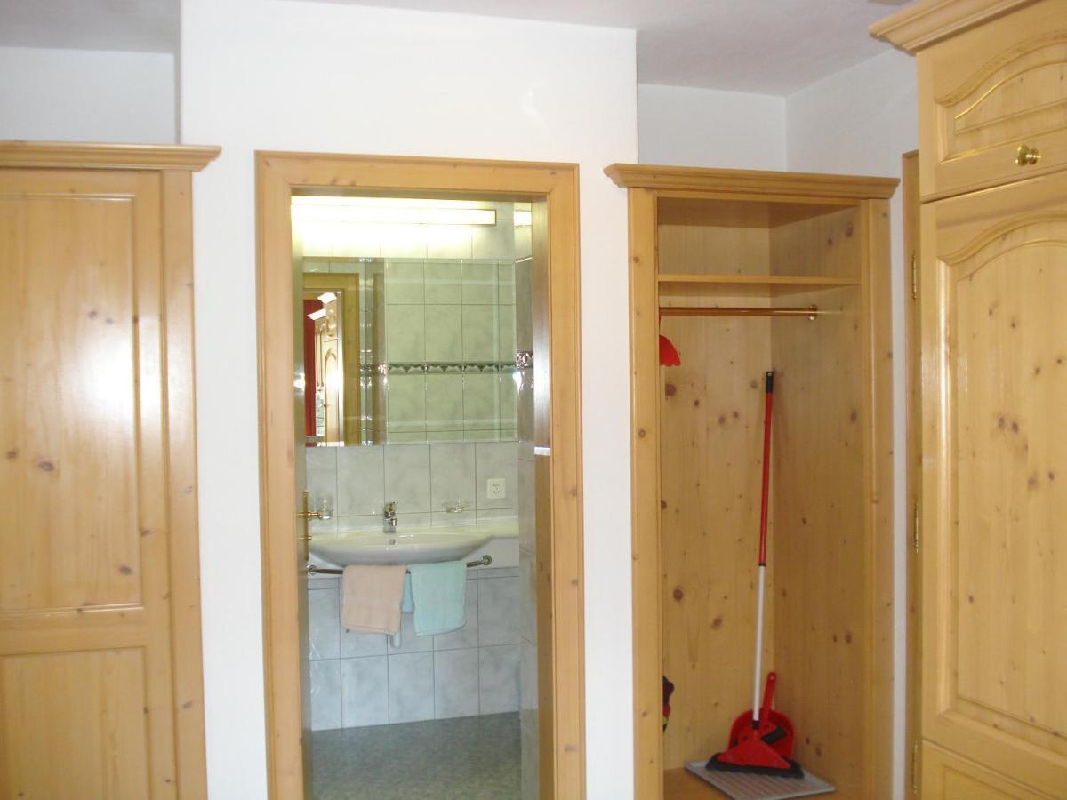 Chasa Valetta Apartment Samnaun Room photo